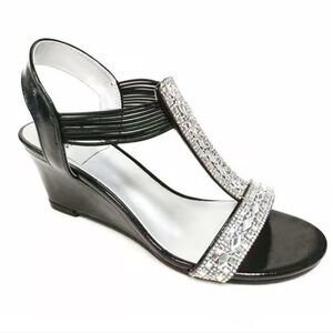 New York Transit Black and Silver Embellished with diamond Sandals for women 7M